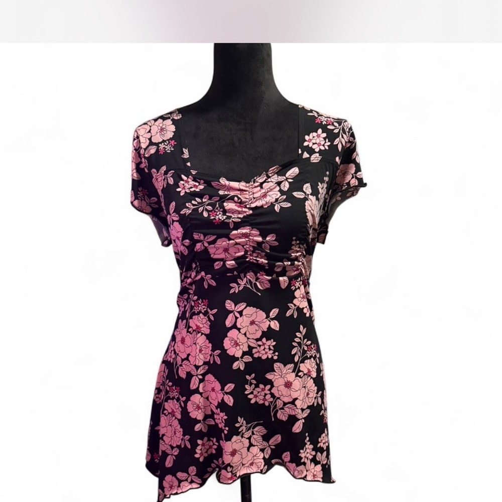 Dynamite Black and Pink Ruched Ruffled Blouse